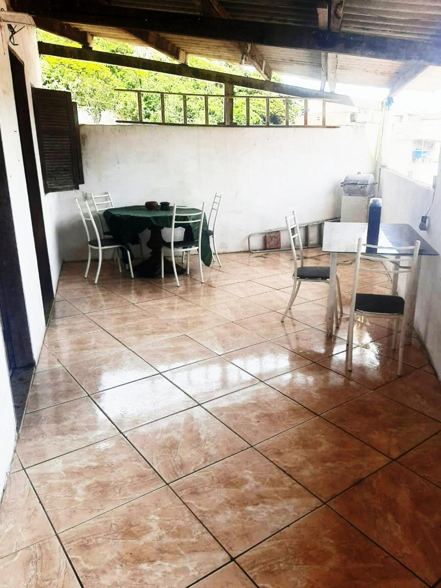 Favela House Hostel